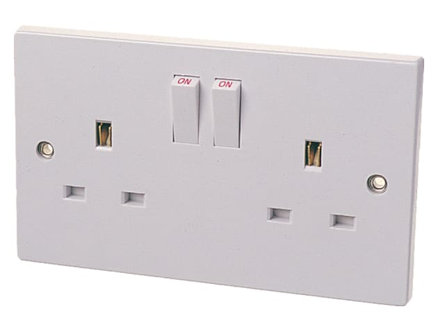 Lyvia 2 Gang Switch Socket 13 Amp 4409NB