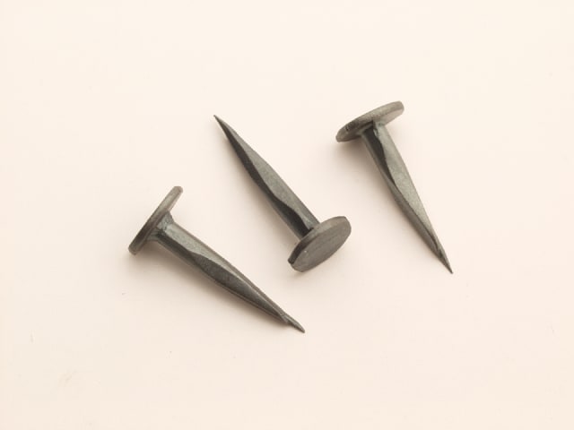 Bayonet Tacks 15mm Boxed 10206