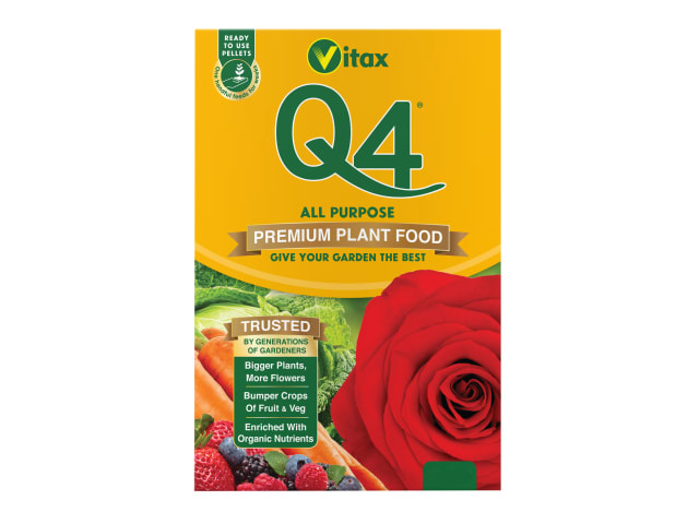 Vitax Q4 Fertiliser 900g