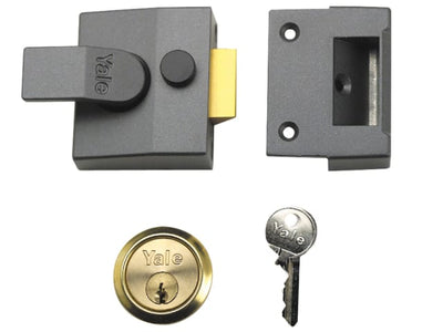 Yale P85 Deadlocking Nightlatch 40mm Backset Chrome